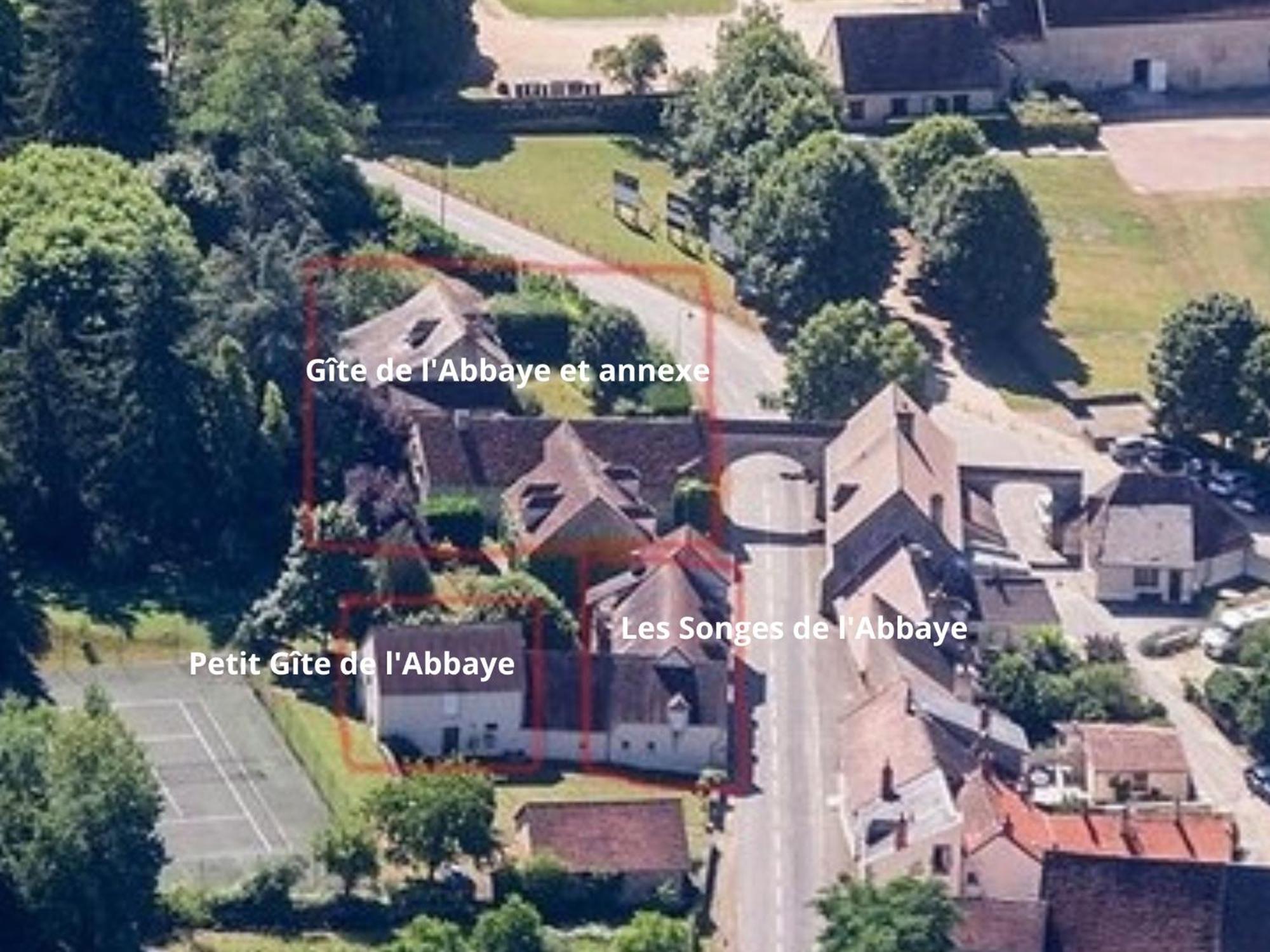 Gite Haut De Gamme Pres De L'Abbaye De Noirlac - Sejour Tout Confort Avec Jardin Et Terrasses - Fr-1-586-13 Bruere-Allichamps Exterior foto